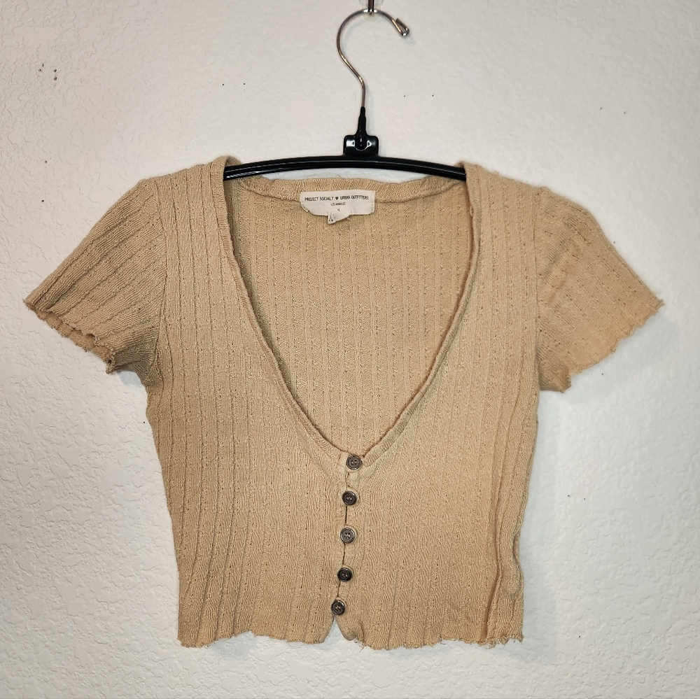 Project Social T Beige Ribbed Button Crop Top, Size XS‎